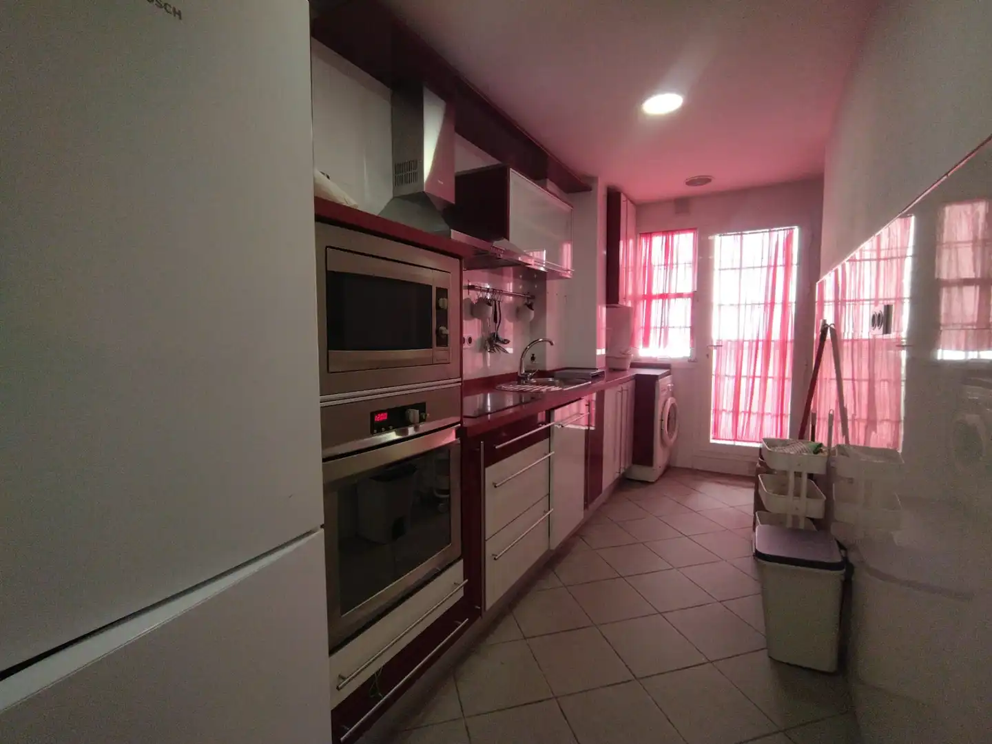 Cocina de Piso de alquiler en Sevilla con Aire acondicionado, Calefacción y Amueblado