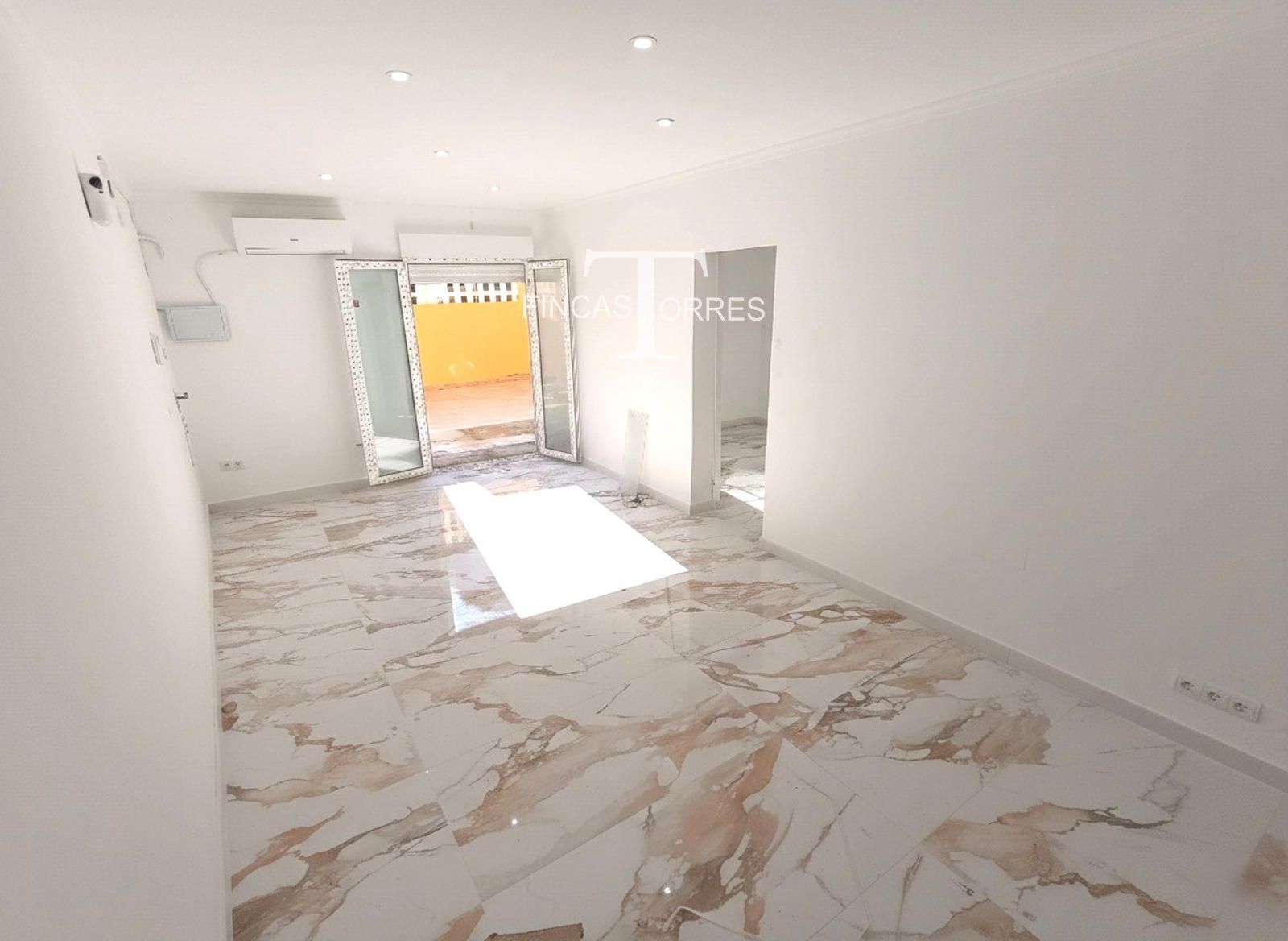 Flat for sale in Gavà  with Air Conditioner, Heating and Terrace