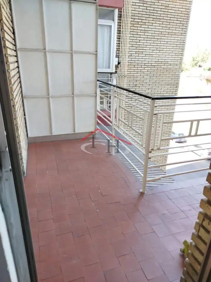Terrassa de Pis en venda en León Capital  amb Calefacció, Terrassa i Moblat