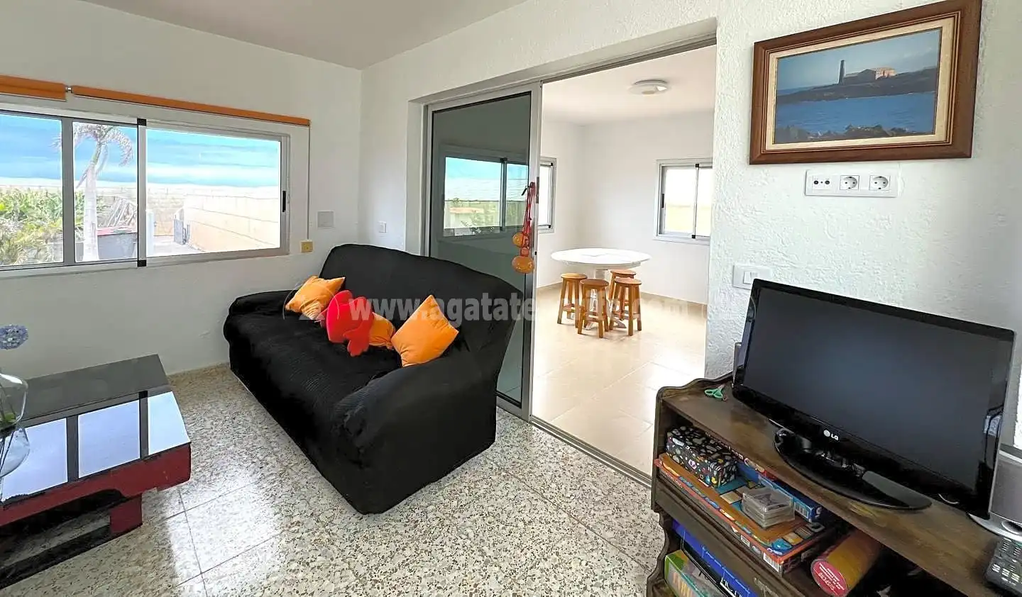 Sala de estar de Finca rústica en venta en Los Silos con Jardín privado y Terraza