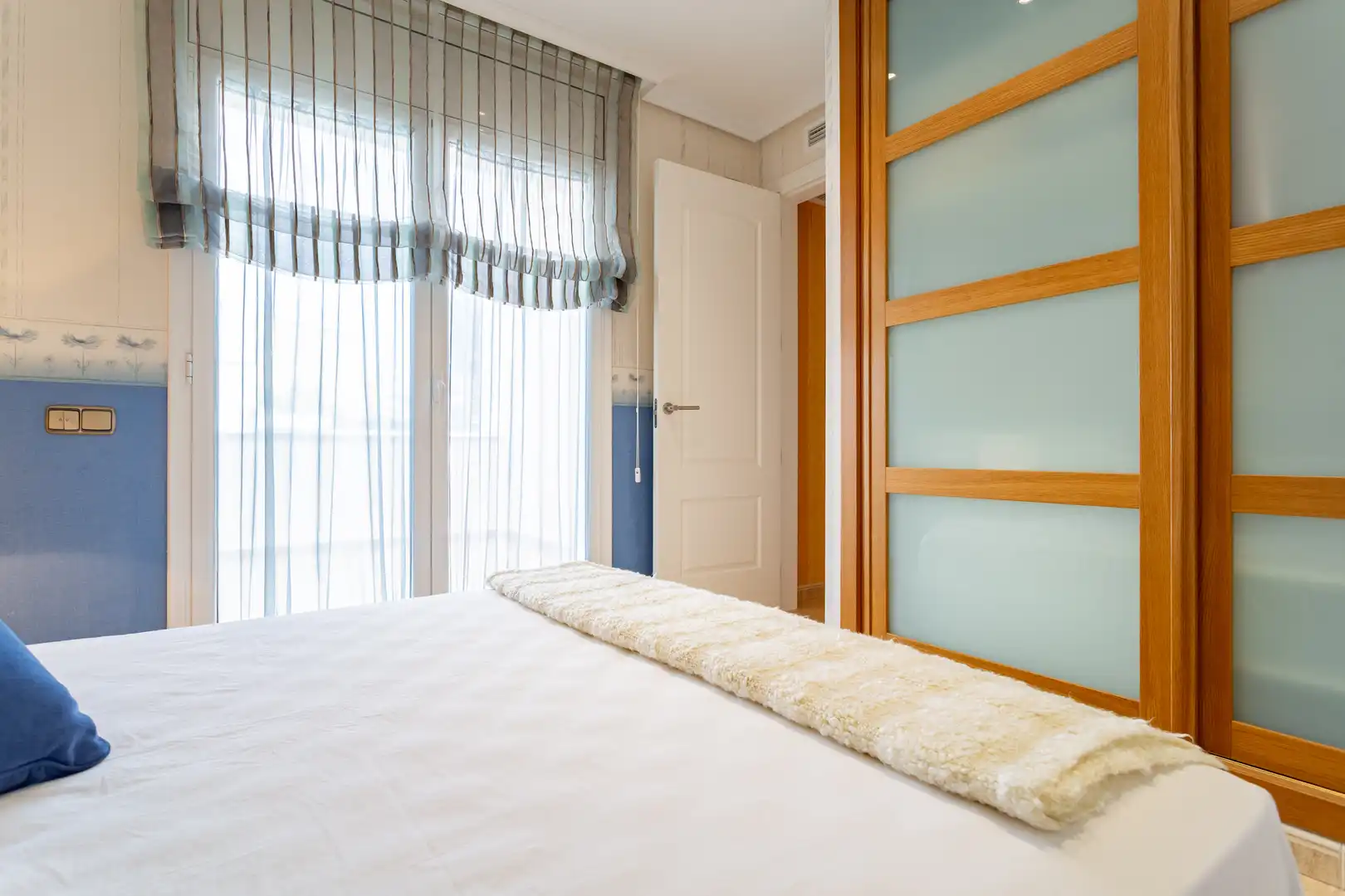 Habitación de Casa adosada en venta en Torredembarra con Aire acondicionado, Calefacción y Jardín privado