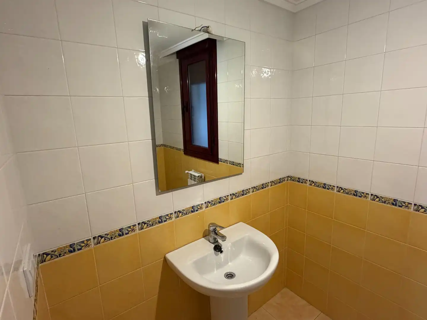 Bany de Pis en venda en Siero amb Calefacció i Balcó