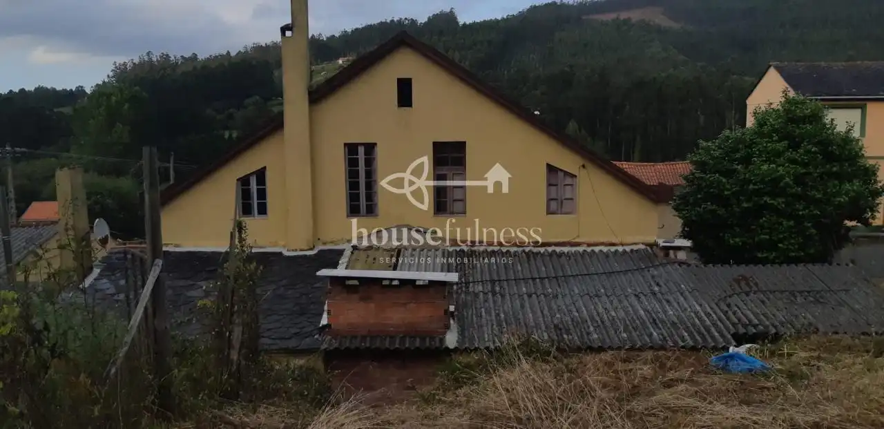 Casa rústica amb jardí en venda a Ortigueira, imagen 4