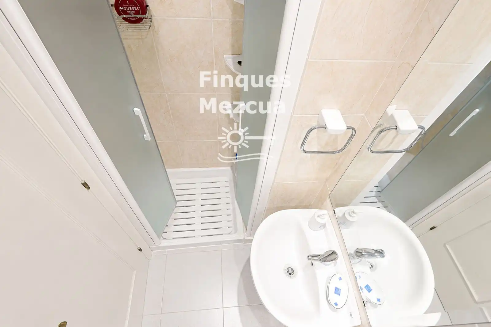 Baño de Ático en venta en Calafell con Aire acondicionado, Calefacción y Terraza