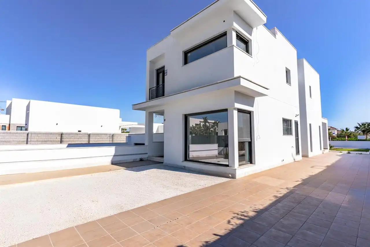 Villa avec piscine à vendre à El Playazo, imagen 2