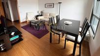Sala d'estar de Apartament en venda en Oviedo  amb Calefacció, Jardí privat i Traster