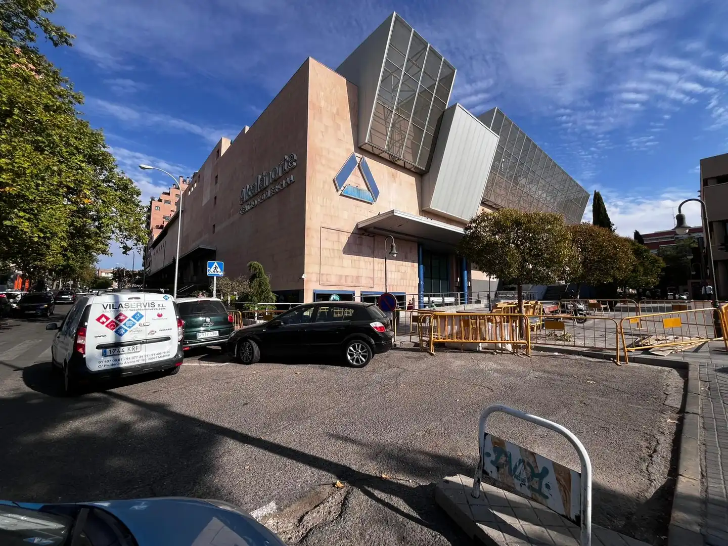 Vista exterior de Garaje en venta en Madrid