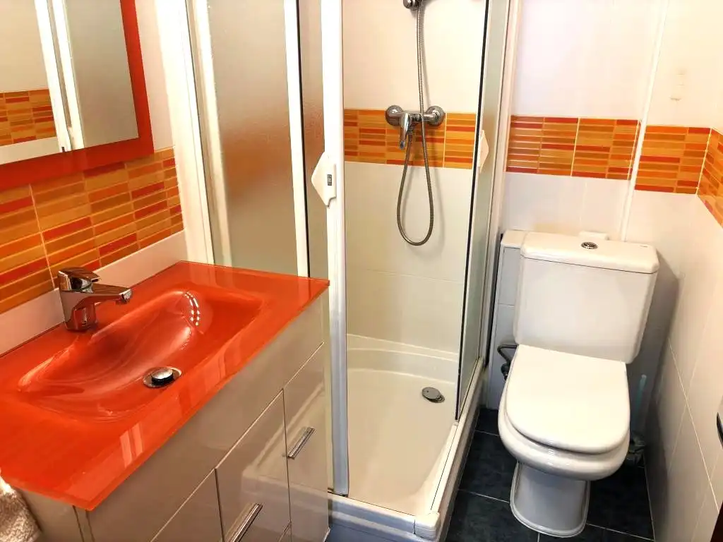 Baño de Piso en venta en Madrid con Calefacción