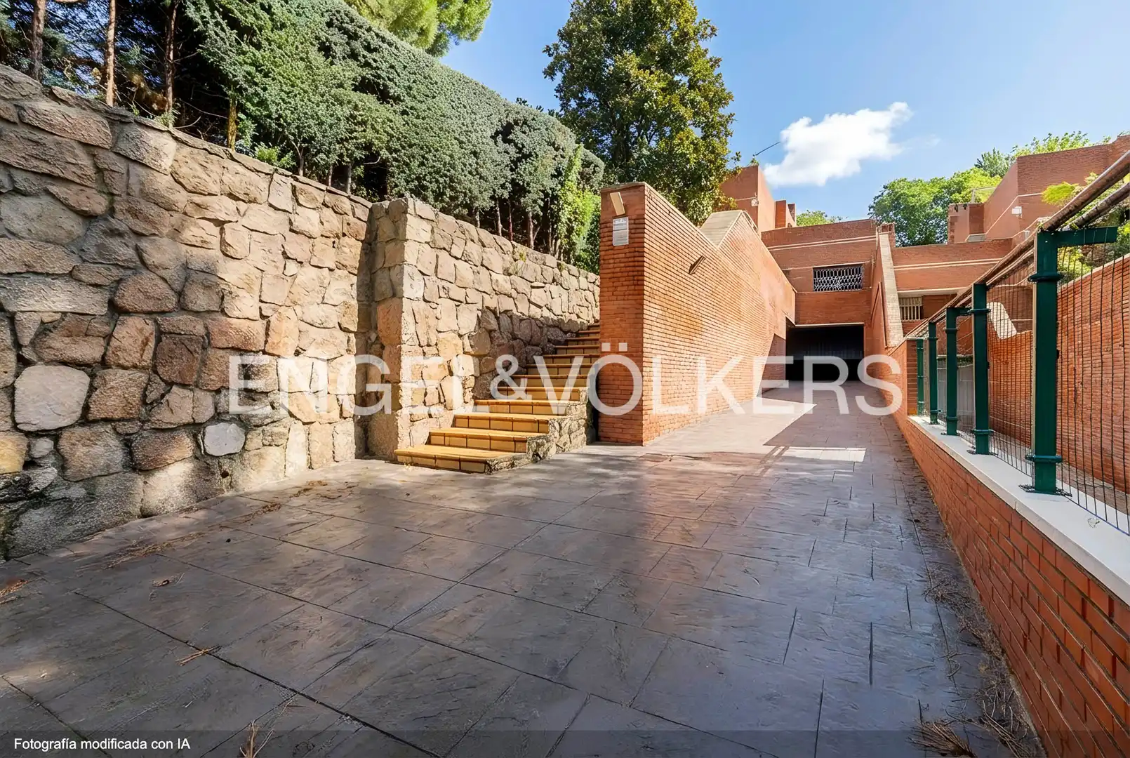 Terraza de Casa o chalet en venta en Madrid con Aire acondicionado, Calefacción y Jardín privado
