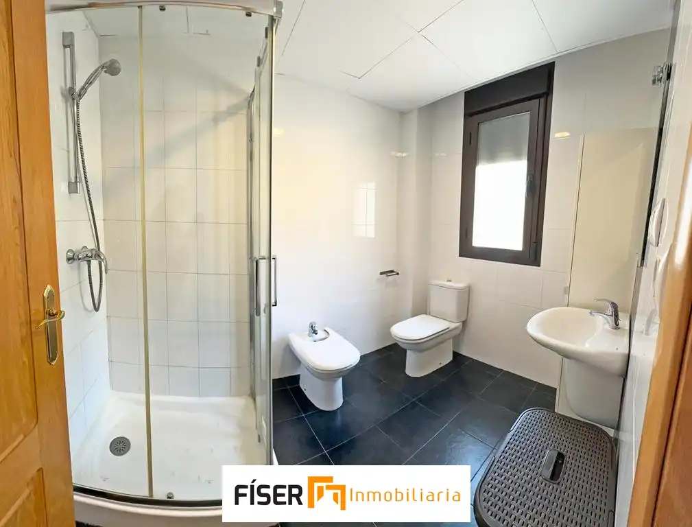 Baño de Ático en venta en Zafra con Aire acondicionado, Calefacción y Terraza