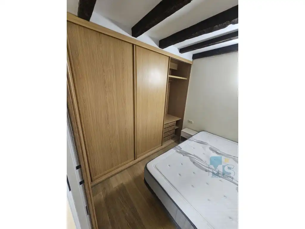 Bedroom of Flat for sale in Errenteria