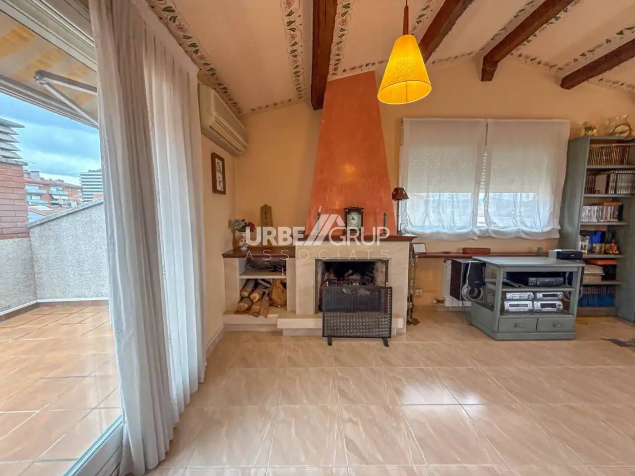 Sala de estar de Casa o chalet en venta en Martorell con Aire acondicionado, Calefacción y Terraza