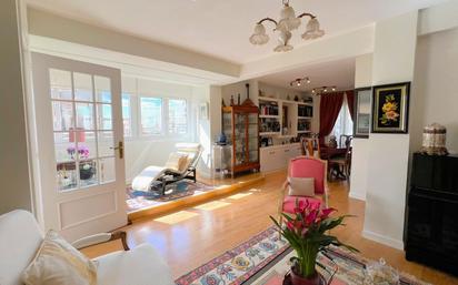 Living room of Flat for sale in  Madrid Capital  with Heating and Terrace