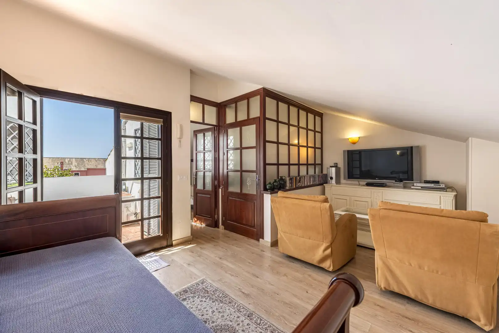 Living room of Detached homes for sale in Marbella  with Private garden, Terrace and Furnished