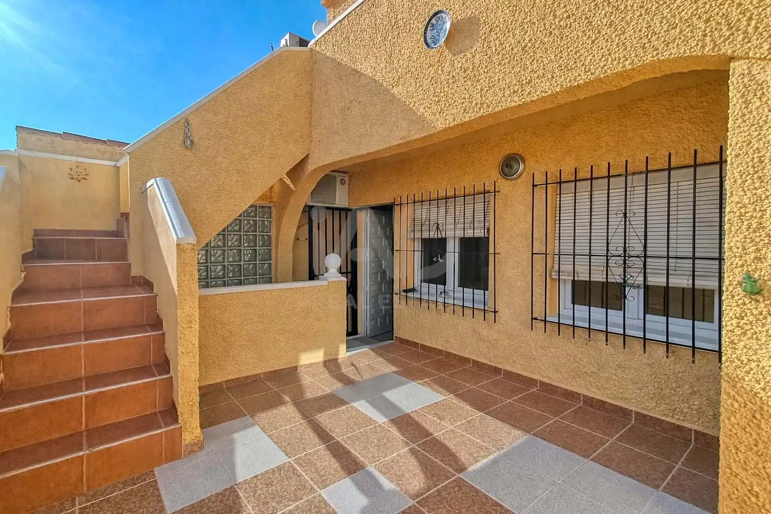 Exterior view of Single-family semi-detached for sale in San Fulgencio  with Air Conditioner, Heating and Terrace