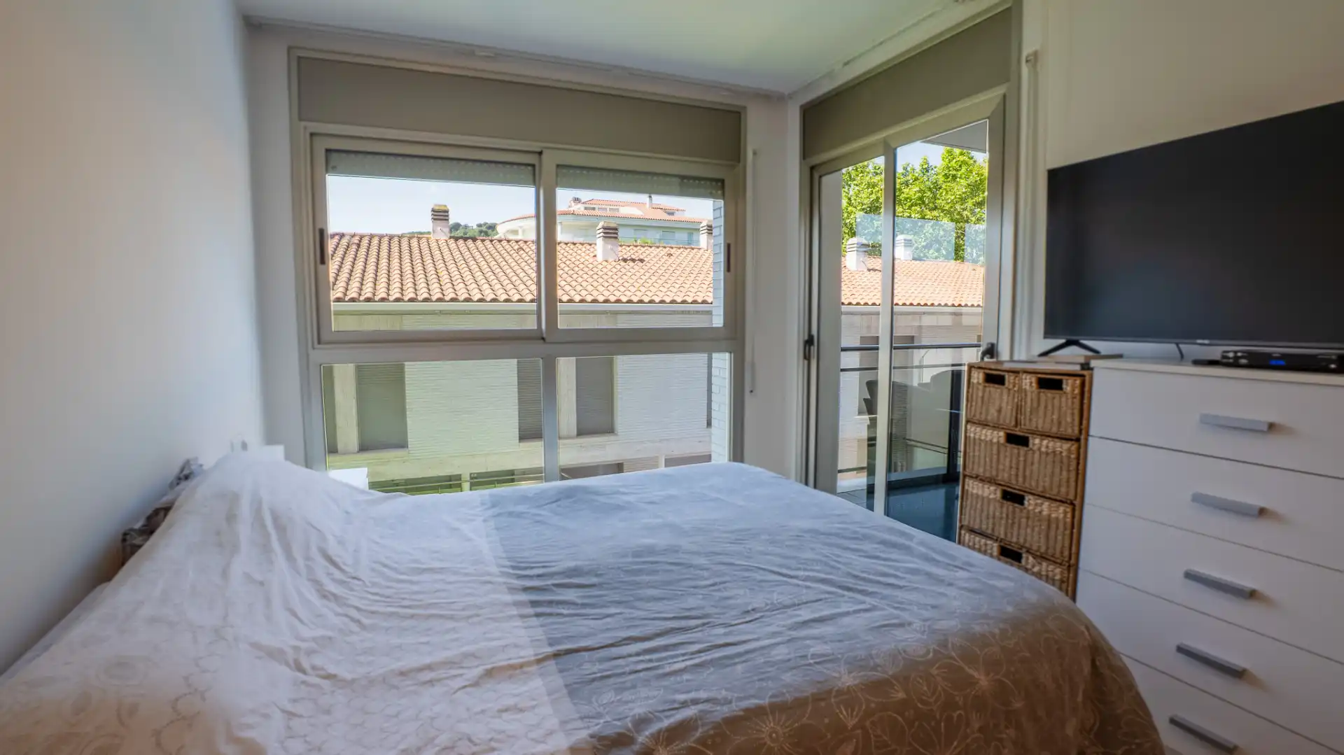 Schlafzimmer von Wohnungen zum Verkauf in Castell d'Aro, Platja d'Aro i s'Agaró mit Klimaanlage, Heizung und Terrasse