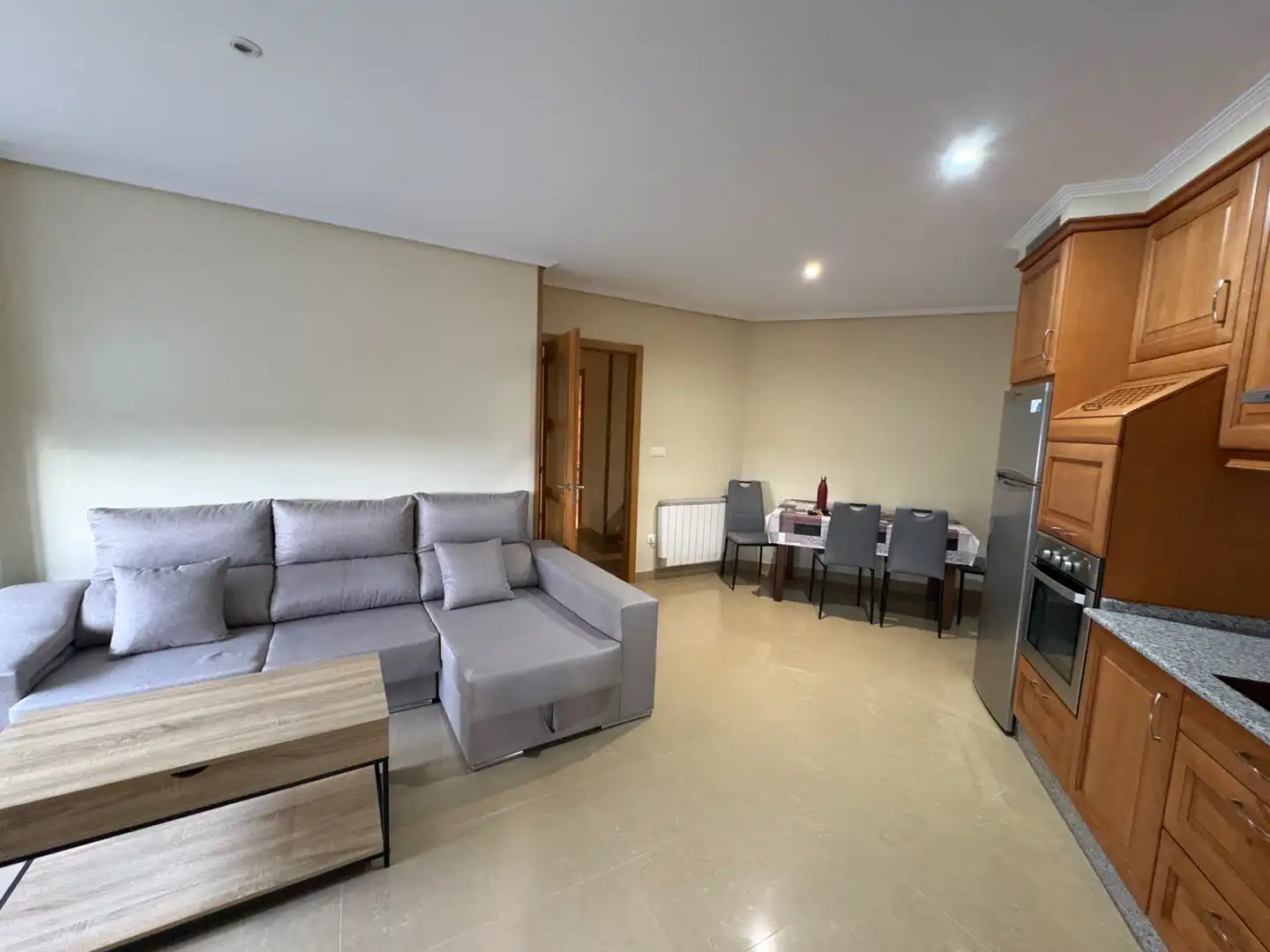 Sala de estar de Piso de alquiler en Ferrol con Calefacción, Parquet y Amueblado