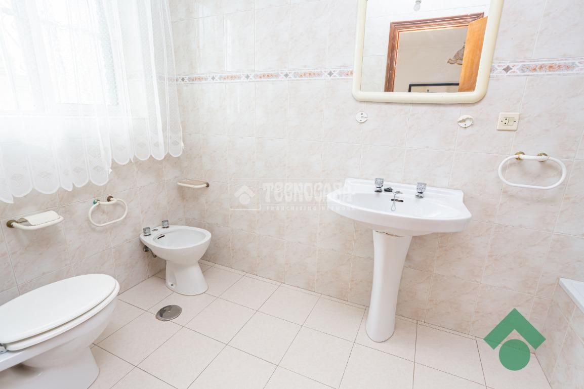Bathroom of Flat for sale in Algeciras
