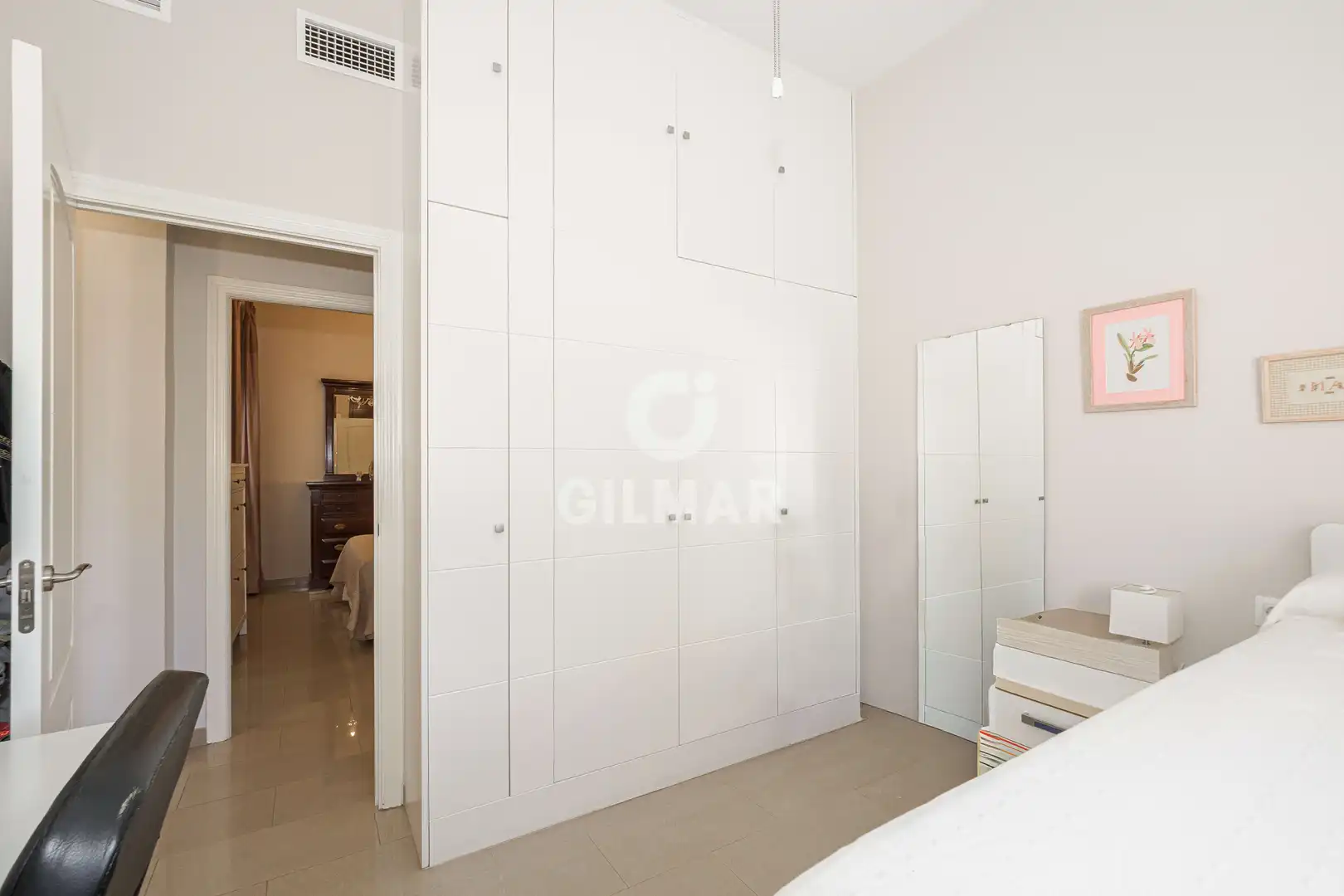 Bedroom of Flat for sale in Sevilla  with Heating, Storage room and Balcony