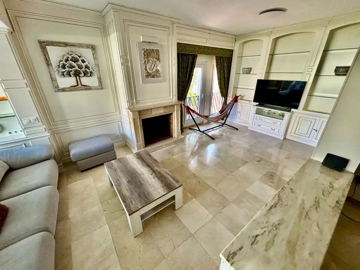Sala d'estar de Casa o xalet en venda en Alicante / Alacant amb Aire condicionat, Calefacció i Jardí privat