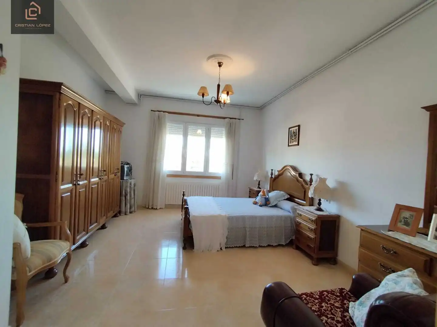 Dormitori de Casa o xalet en venda en Abegondo amb Calefacció, Parquet i Terrassa