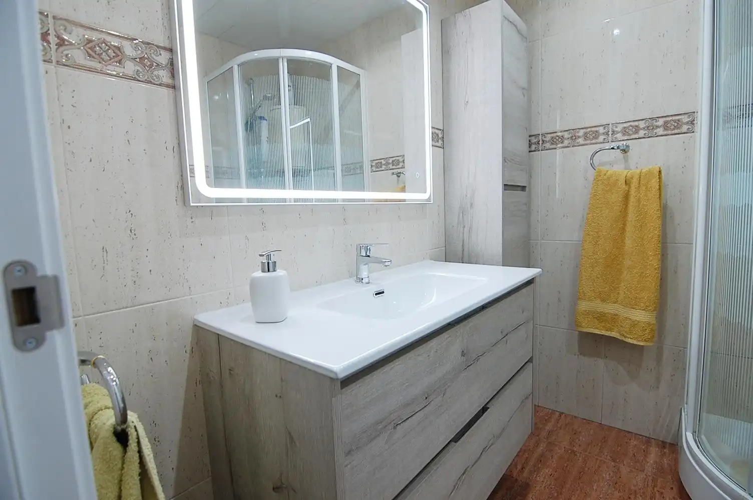 Baño de Piso en venta en Badalona con Aire acondicionado, Calefacción y Balcón