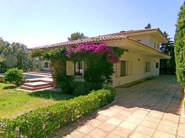 Villa in vendita a Calle Miramar 1