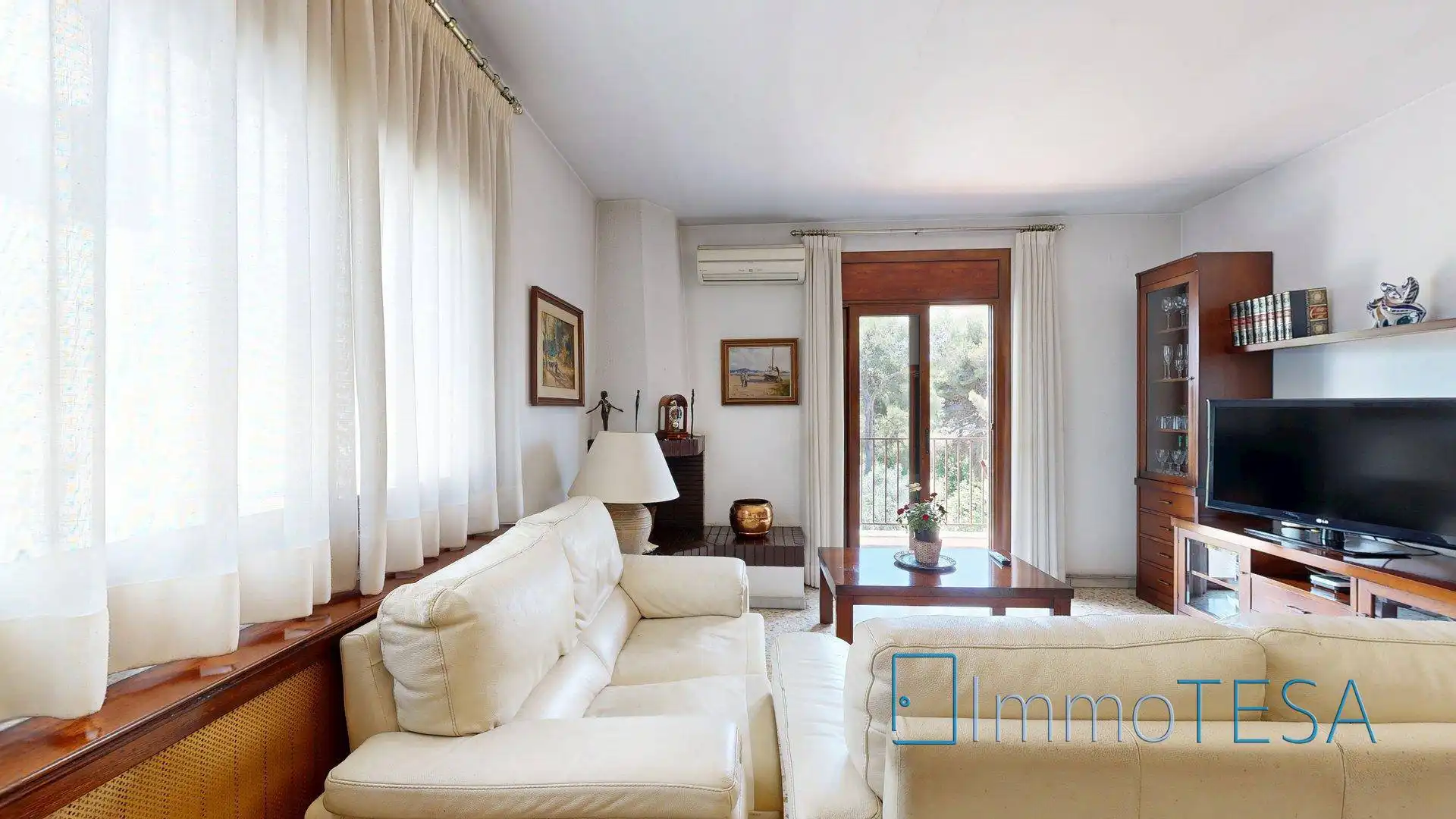 Sala de estar de Casa o chalet en venta en Barberà del Vallès con Calefacción, Jardín privado y Balcón