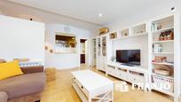 Living room of Flat for sale in Barberà del Vallès  with Air Conditioner and Heating