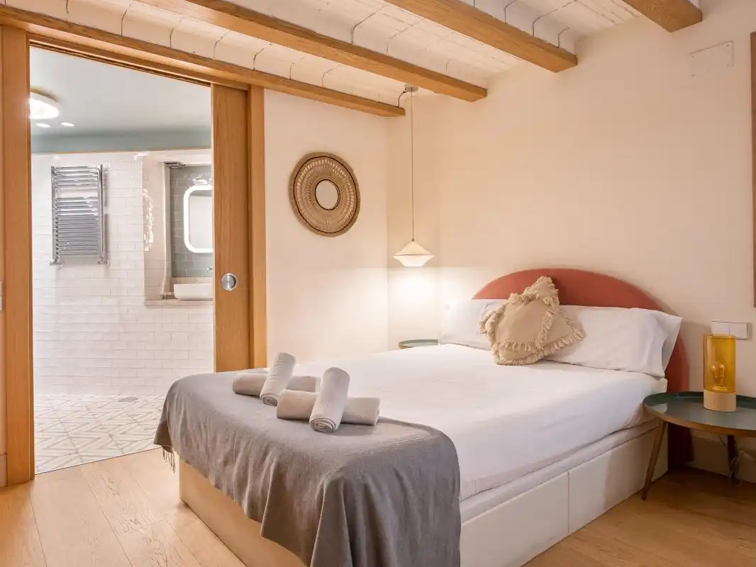 Habitación de Planta baja en venta en Madrid con Calefacción y Amueblado