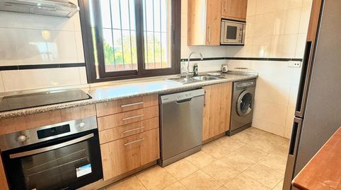 Foto 5 de Dúplex de alquiler en Calle Uen.r31 el Angel, Zona de Punta Plata, Estepona