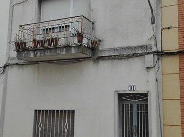 Casa en venda a Calle Adelardo Covarsí
