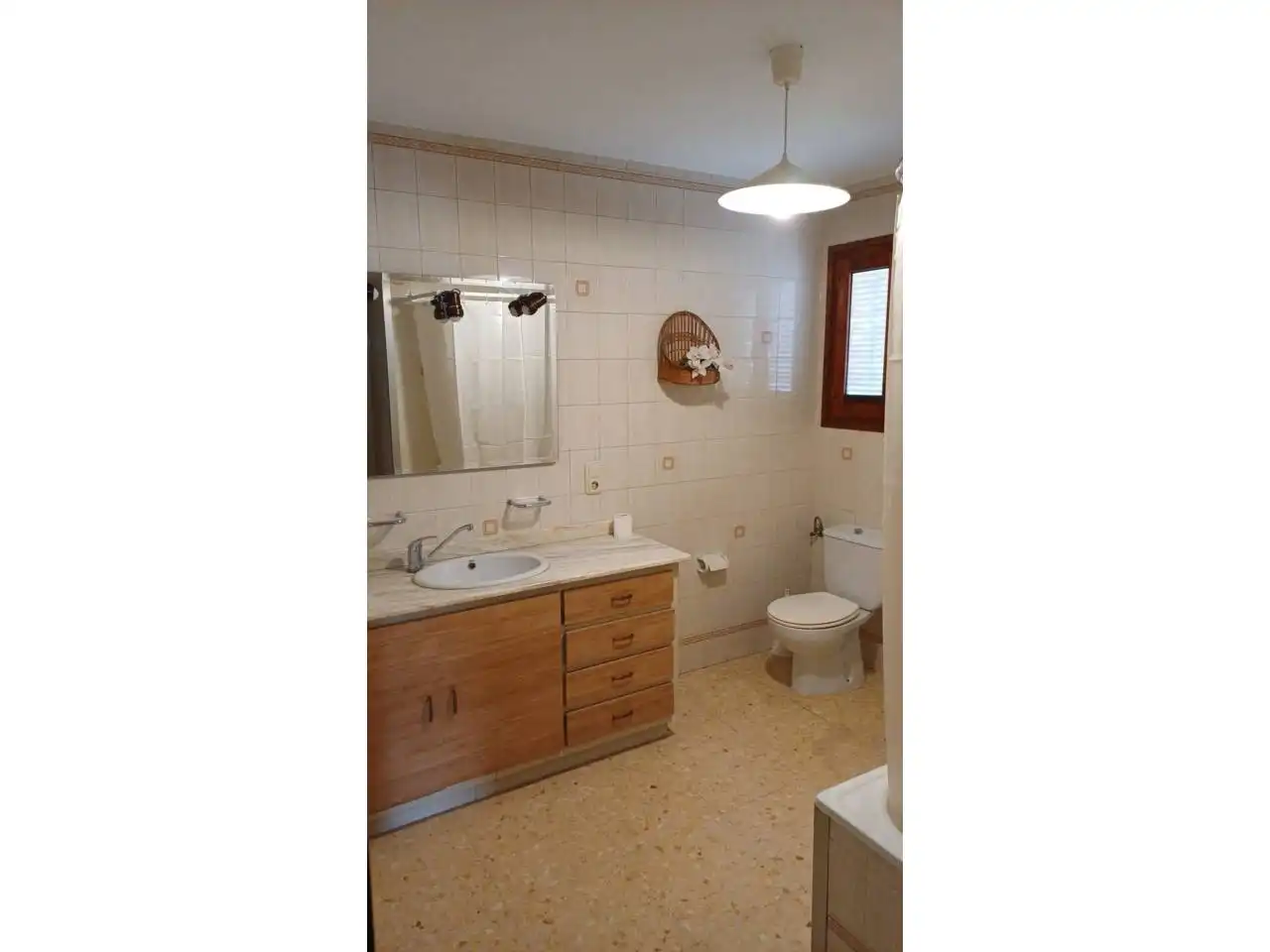 Baño de Casa o chalet de alquiler en Vilanova de Meià con Calefacción, Terraza y Amueblado