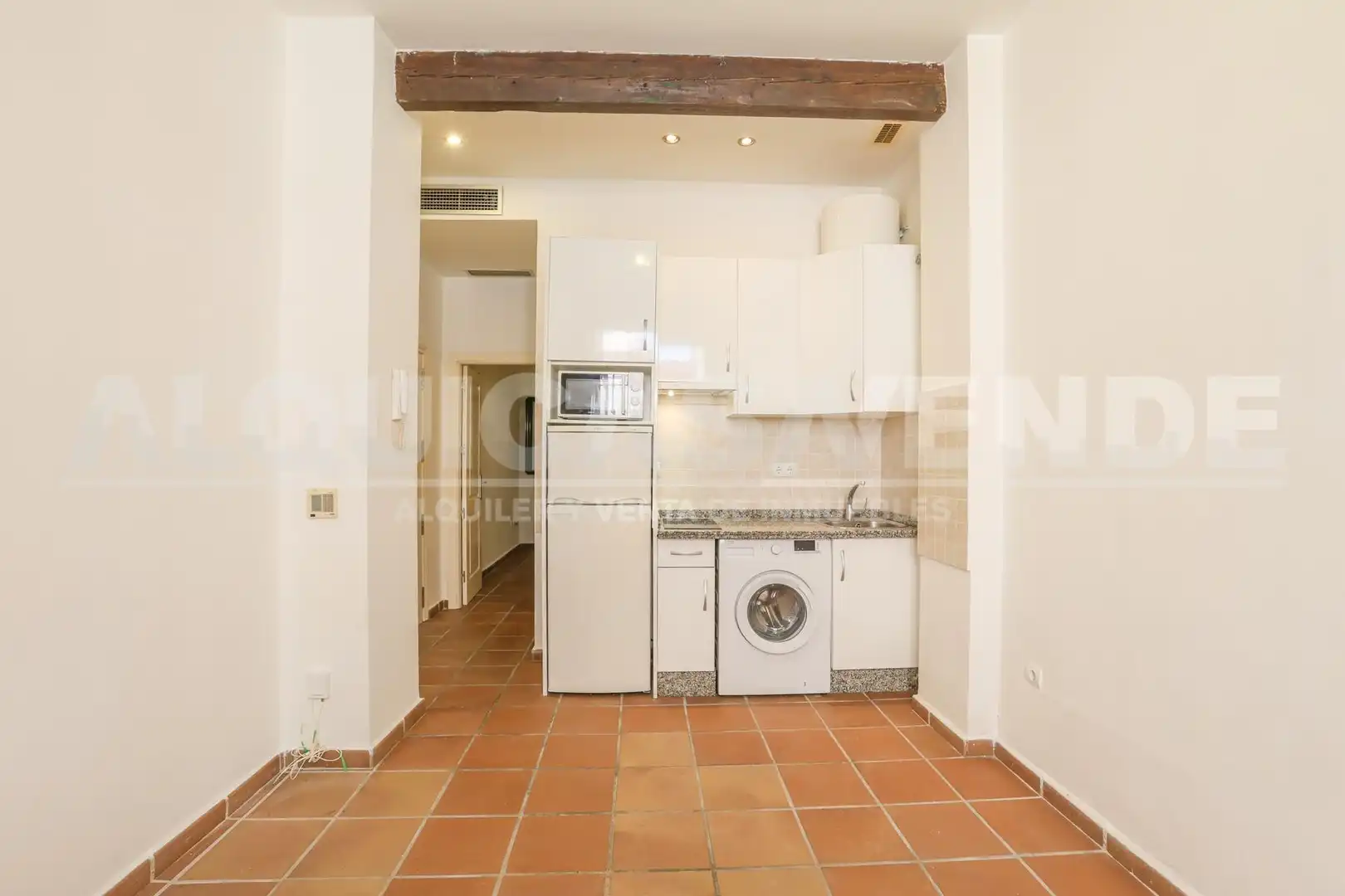 Cocina de Apartamento en venta en Sevilla con Aire acondicionado, Amueblado y Balcón