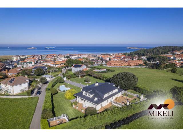 Casa-chalet en Venta en Calle EL RIBERO en Somo