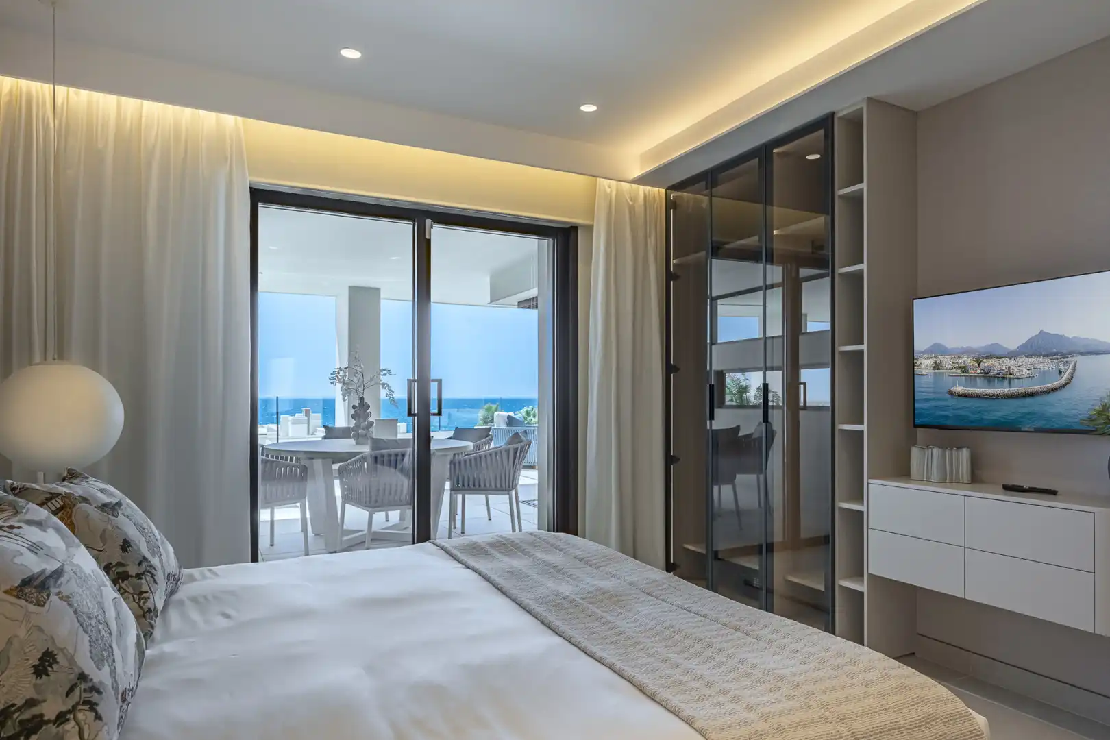 Schlafzimmer von Wohnungen zum Verkauf in Estepona mit Klimaanlage, Terrasse und Schwimmbad