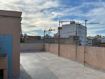 Wohnung mit Balkon zum Verkauf in Llevant