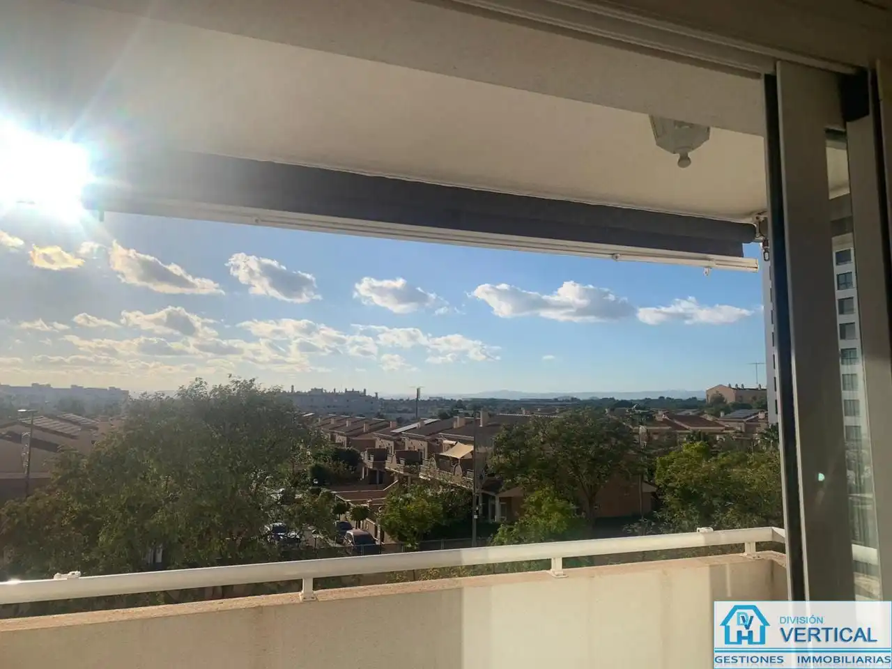 Terraza de Piso en venta en Paterna con Aire acondicionado, Terraza y Trastero