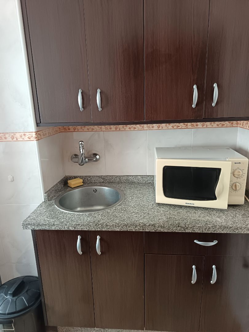 Cuina de Apartament en venda en Torrenueva Costa amb Terrassa i Moblat