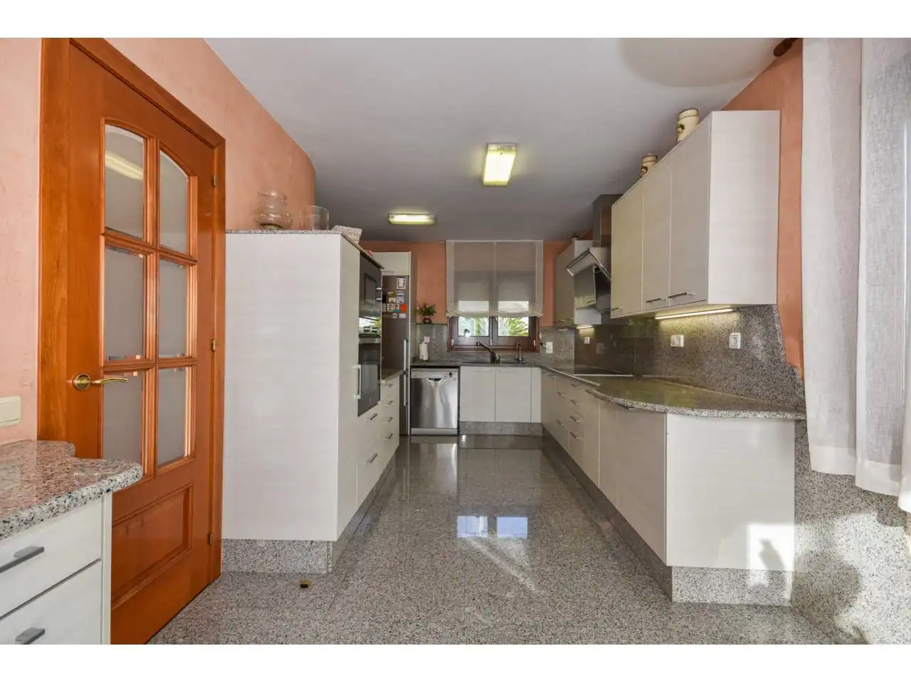 Cocina de Casa o chalet en venta en Granollers con Calefacción, Jardín privado y Parquet