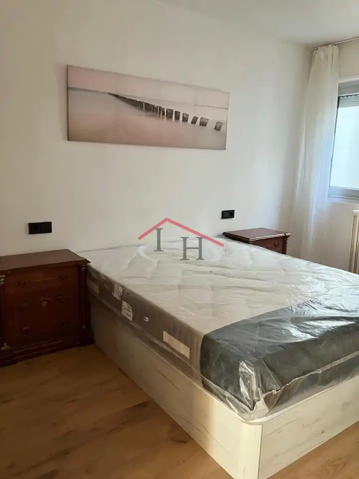Habitación de Piso de alquiler en León Capital  con Calefacción, Parquet y Terraza