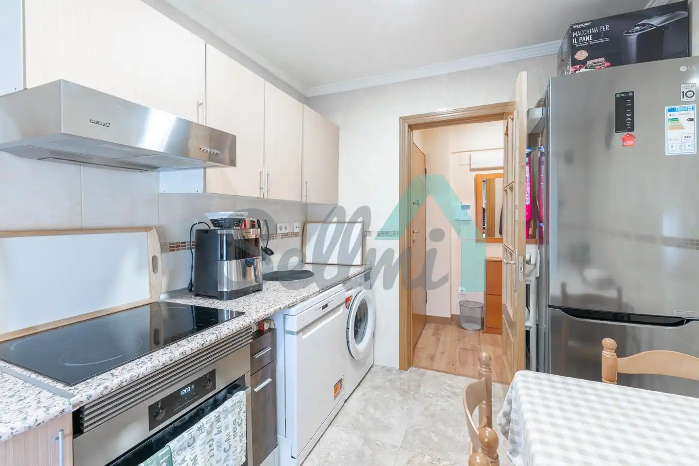 Kitchen of Flat for rent in Avilés  with Heating, Furnished and Internet