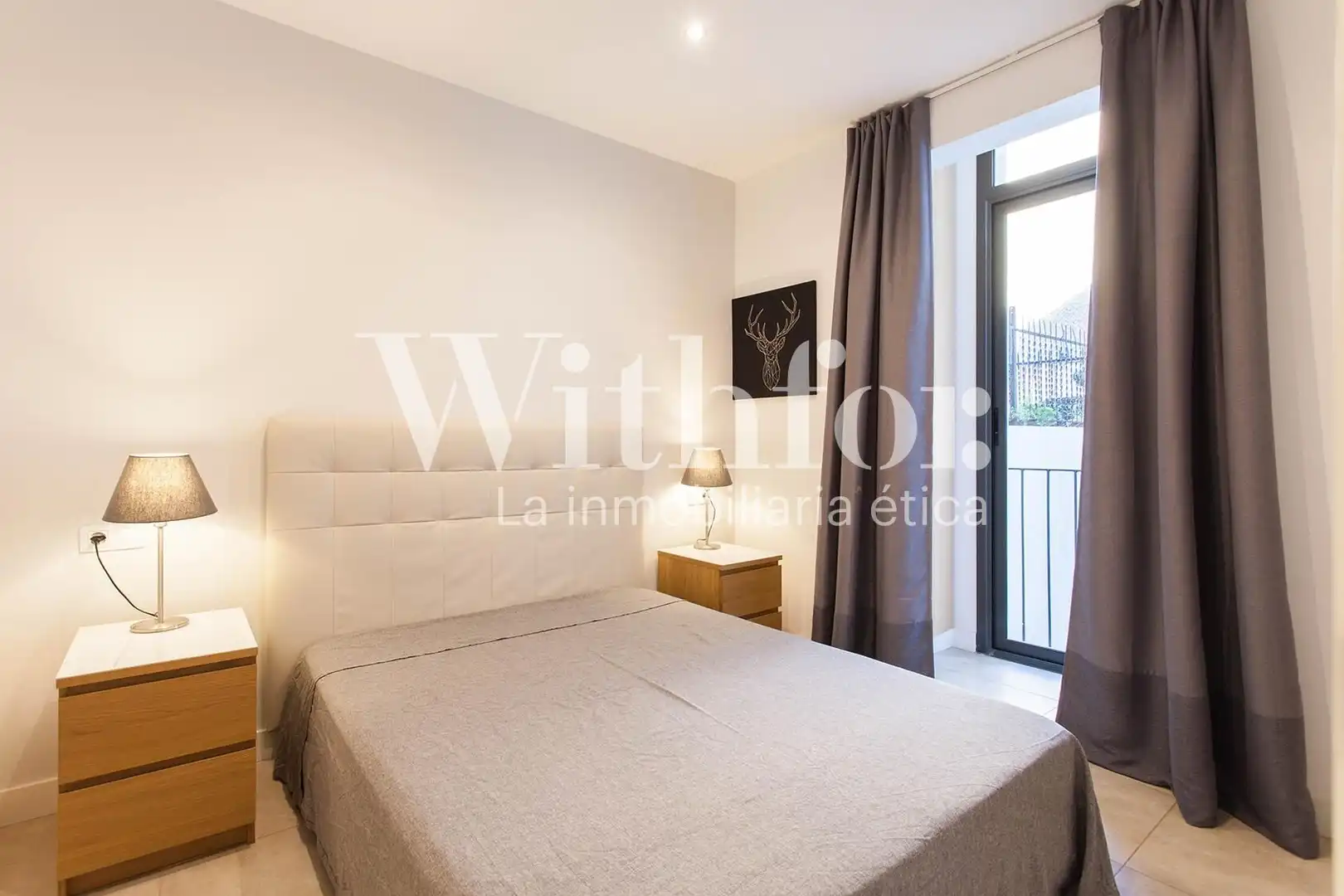 Bedroom of Flat for sale in Barcelona  with Air Conditioner, Heating and Parquet flooring