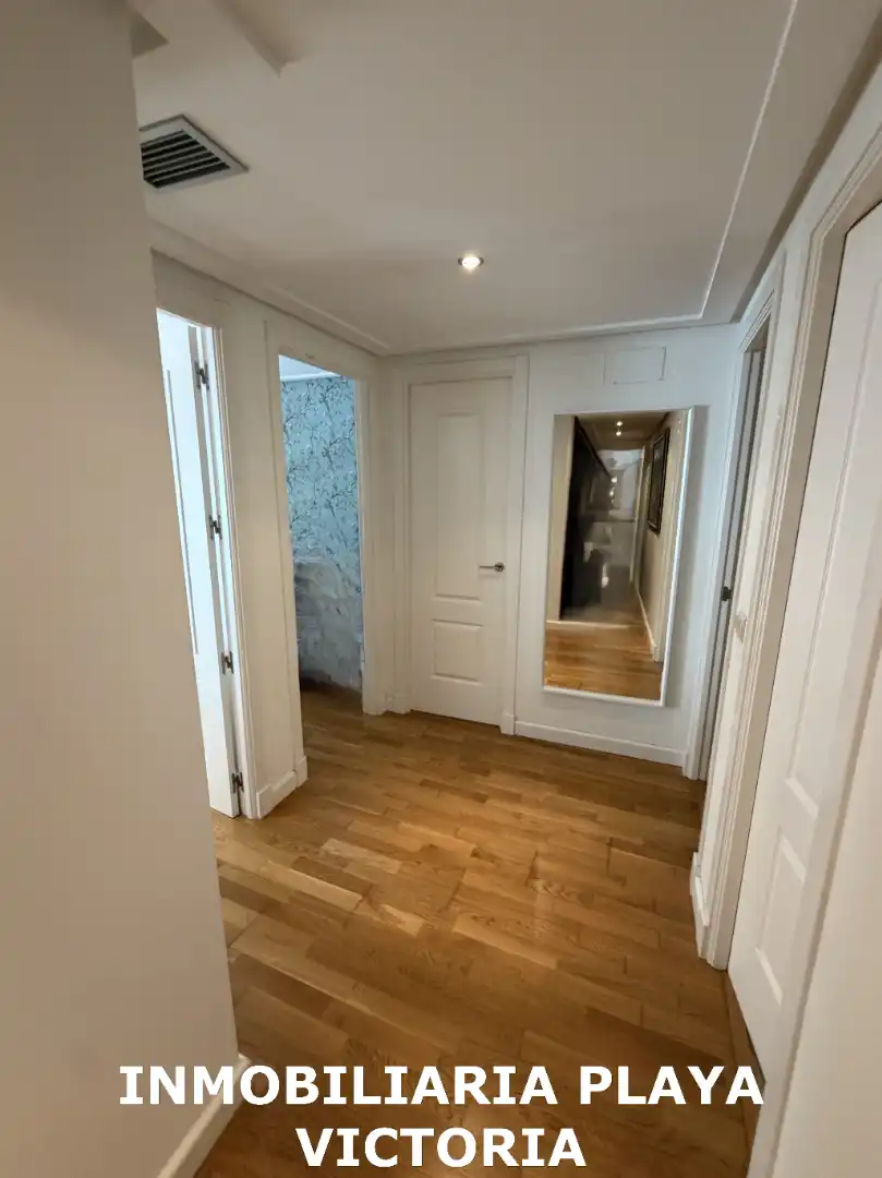 Flat for sale in Cádiz  with Air Conditioner, Heating and Parquet flooring
