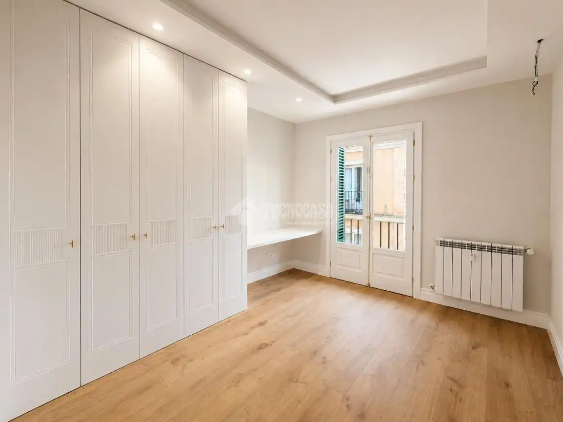 Schlafzimmer von Wohnung zum Verkauf in Madrid mit Klimaanlage, Heizung und Terrasse
