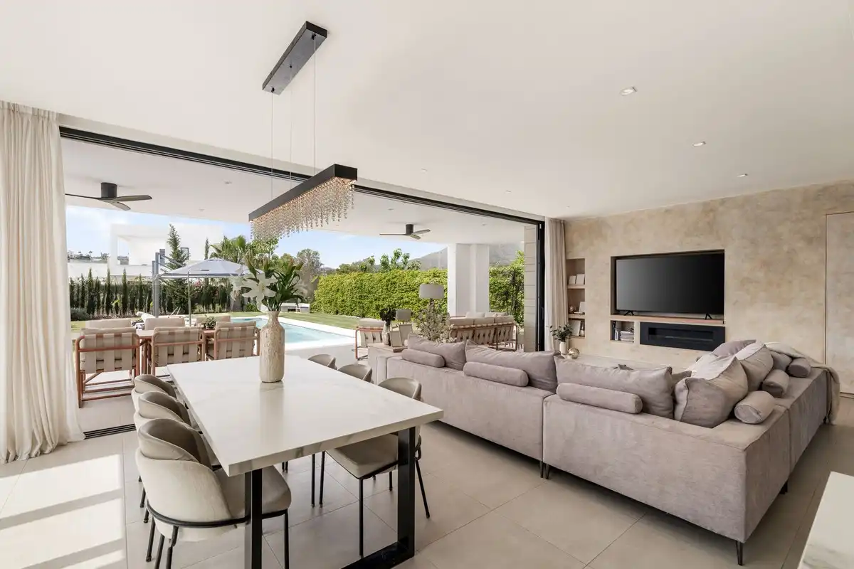 Detached house with pool for sale in Valtocado - La Alquería - La Atalaya, imagen 8