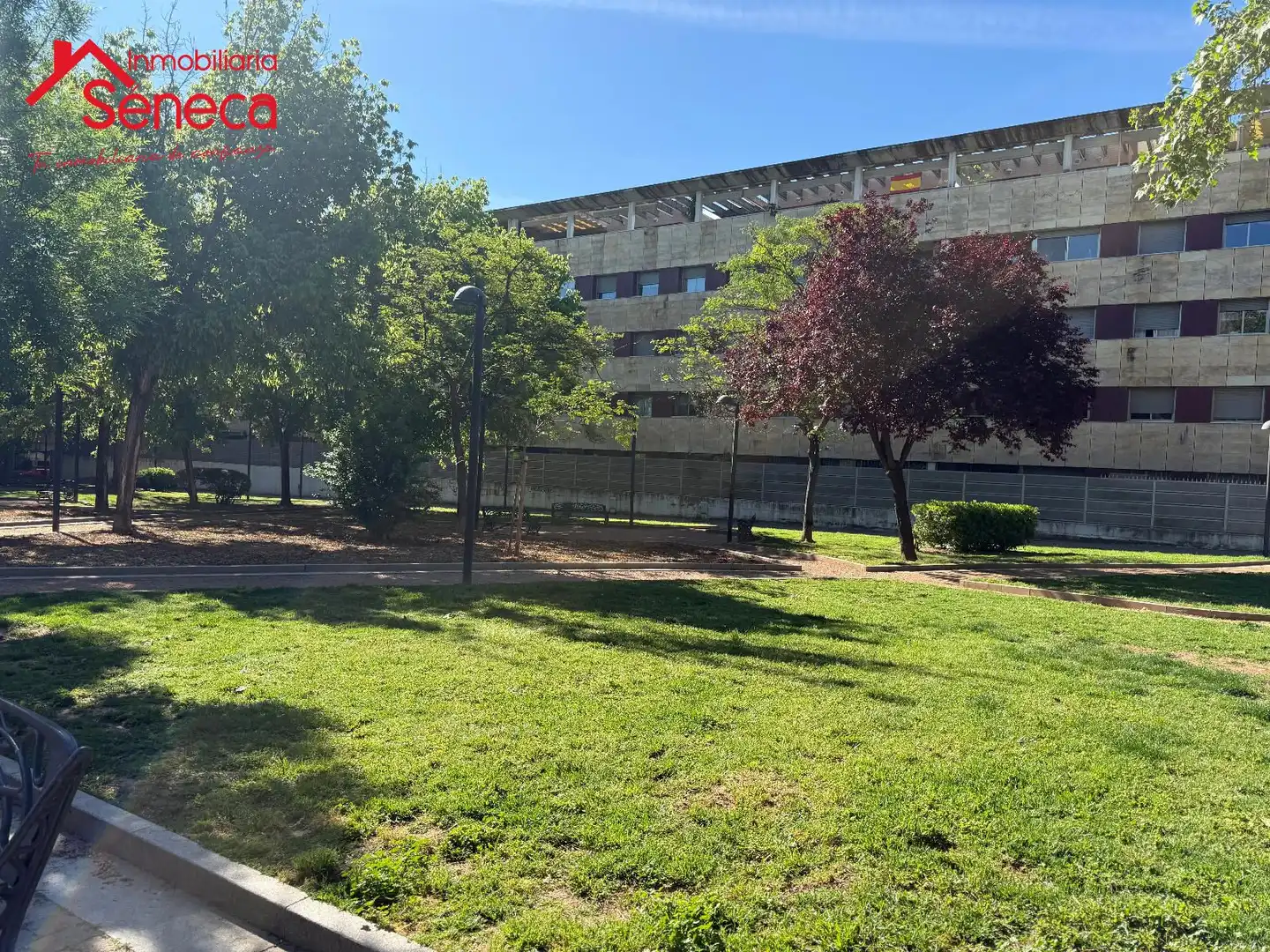 Vista exterior de Piso en venta en Córdoba con Terraza
