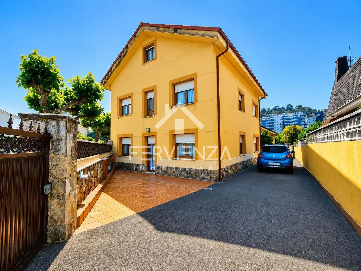 Vista exterior de Casa o chalet en venta en Castrillón