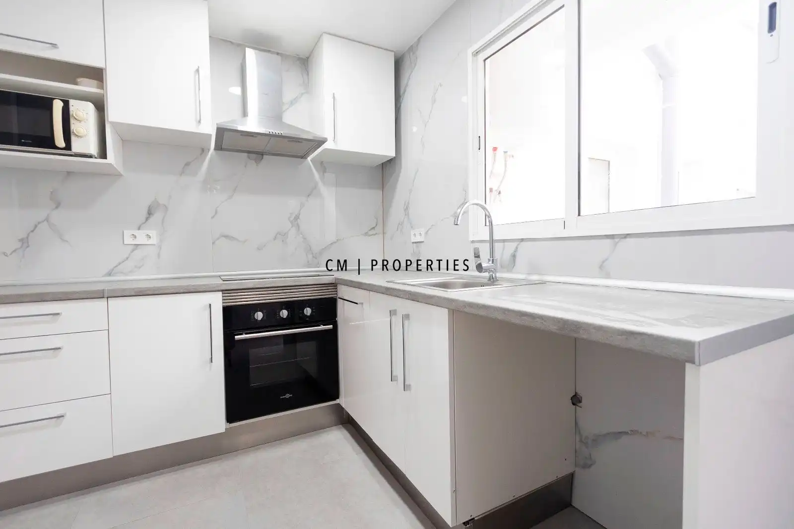 Flat for rent in carretera Malilla, Malilla