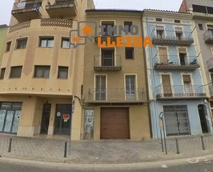 Exterior view of Single-family semi-detached for sale in Balaguer  with Internet